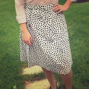 Polka dot pleated skirt